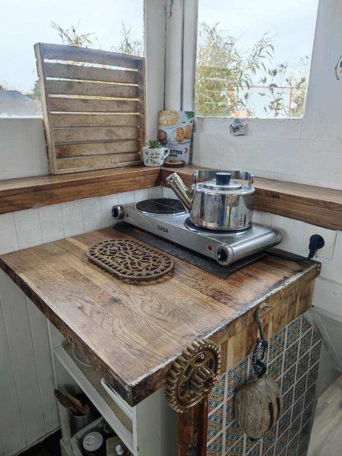 Bateau Entre Lille Et Paris Bed & Breakfast Thourotte Eksteriør bilde